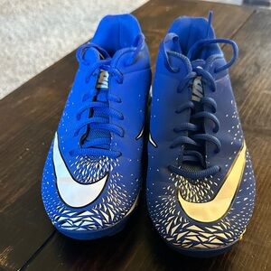 NIKE vpr cleat blue size 5 youth Cleat Fast Flex